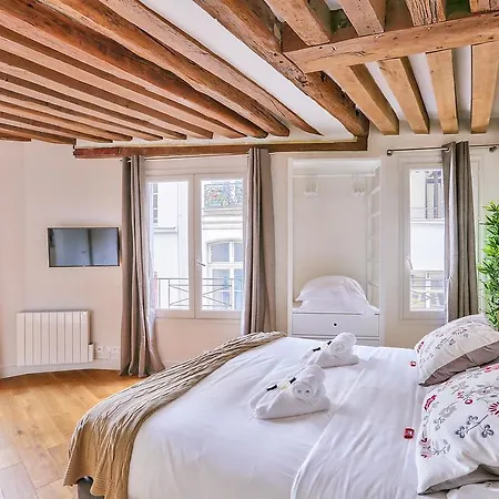 Luxury At Notre Dame *